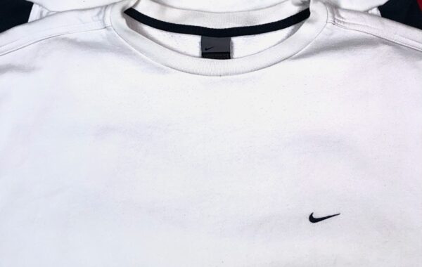 Vintage Nike Crewneck XL-XXL - Image 2