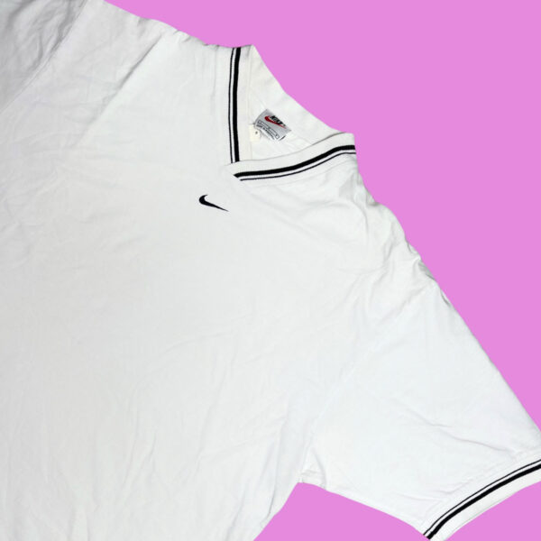 90s Nike Center Swoosh T-Shirt - Image 3