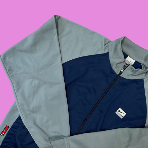 Vintage Nike Track Jacket S-M - Image 2