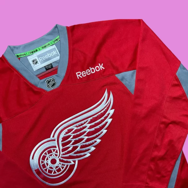 Vintage Reebok NHL Red Wings Jersey - Image 2