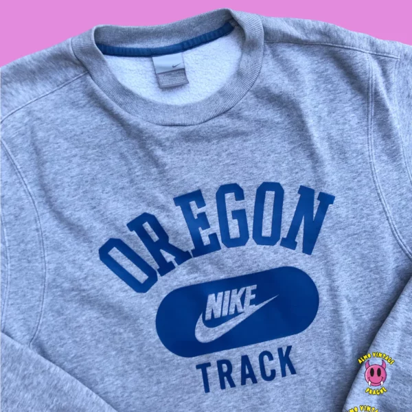 Vintage Nike Oregon Crewneck - Image 2