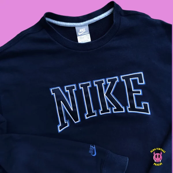 Vintage Nike Spellout Crewneck - Image 2