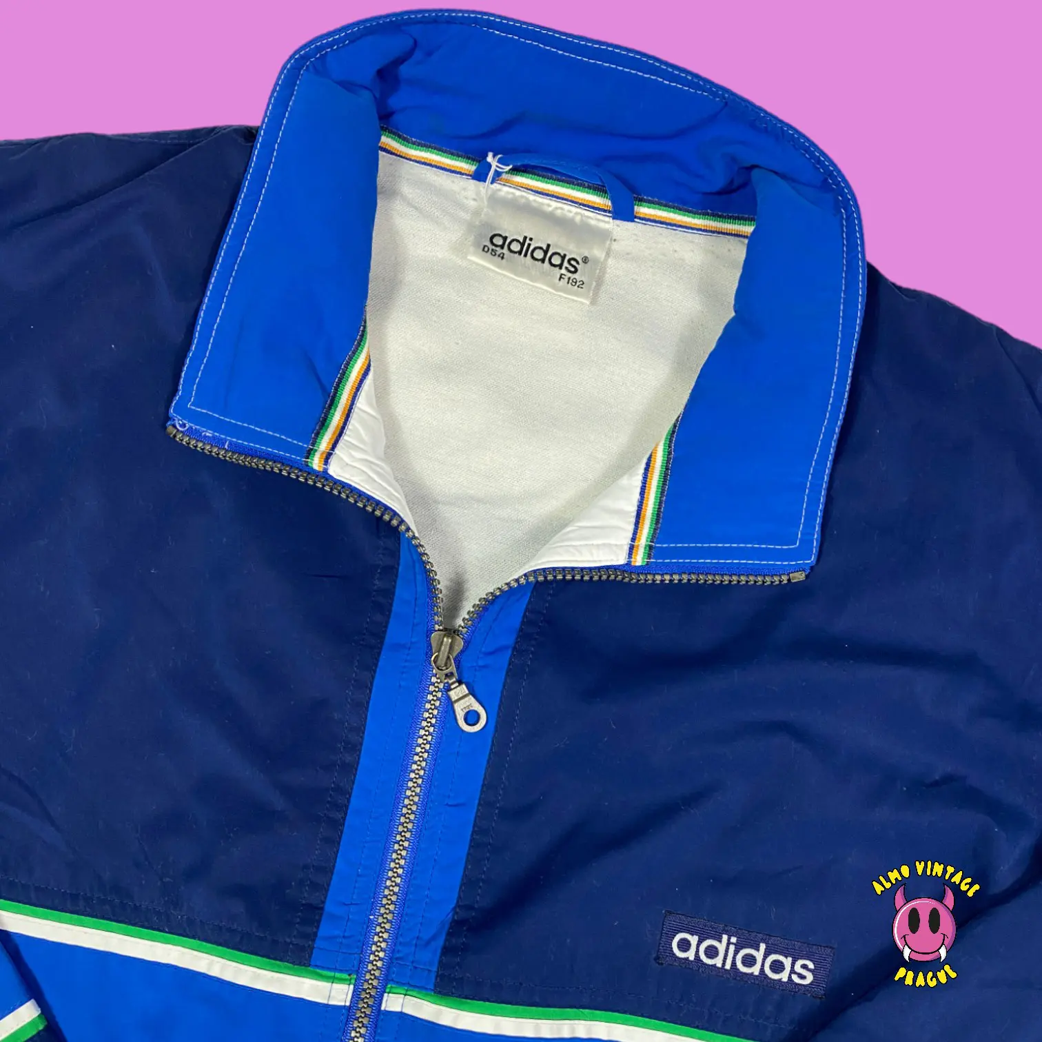 Vintage Adidas Windbreaker L-XL - Image 2