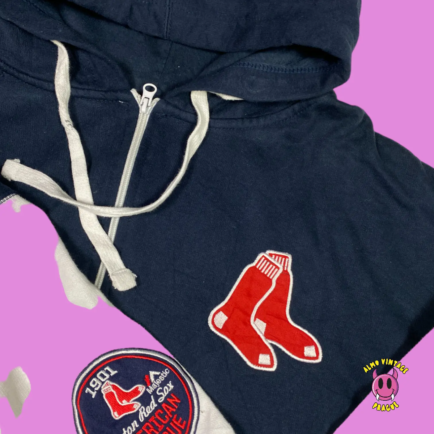 Vintage MLB Red Sox Hoodie XXXL - Image 2