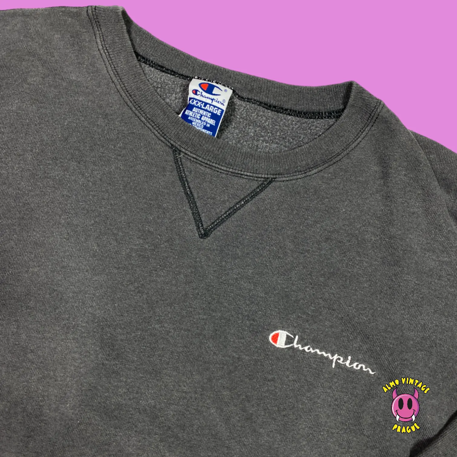 Vintage Champion Crewneck XXXL - Image 2